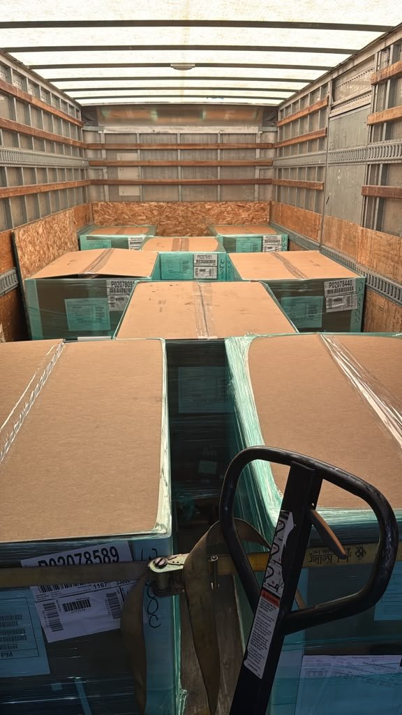 Carga organizada para una ruta de Nebraska